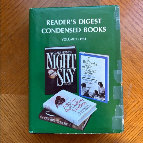 Lot of 2 Vintage Readers Digest Printed Hardcover Books in Green and Marigold - Picture 9 of 12